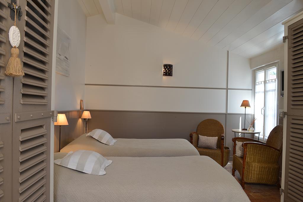 Hotel Les Bois Flottais Le Bois-Plage-en-Re Bilik gambar